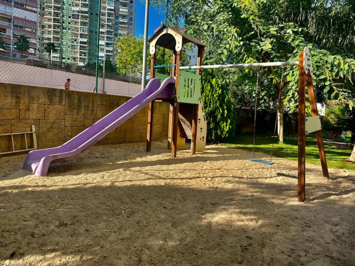 Traveler'S Beach Apartment With Sea View, Free Coffee & Parking Benidorm Kültér fotó
