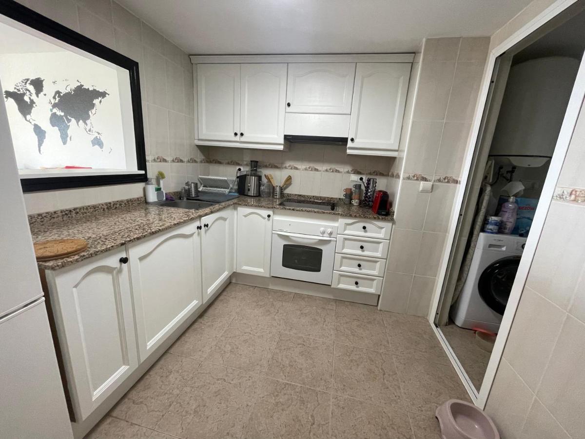 Traveler'S Beach Apartment With Sea View, Free Coffee & Parking Benidorm Kültér fotó