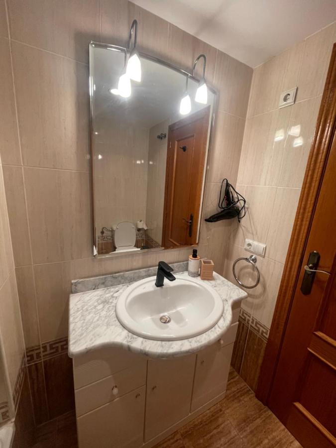 Traveler'S Beach Apartment With Sea View, Free Coffee & Parking Benidorm Kültér fotó