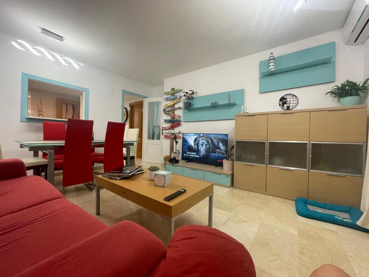 Traveler'S Beach Apartment With Sea View, Free Coffee & Parking Benidorm Kültér fotó